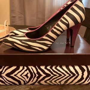Dana Buchman heels - Katarina Zebra - size 9